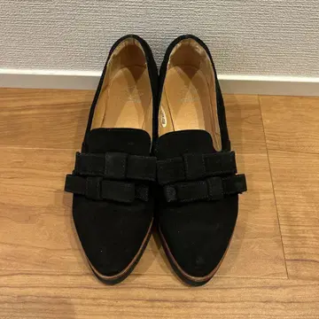 M by TSUKADA MAI 블랙 스웨이드 리본 포함 로퍼 25cm