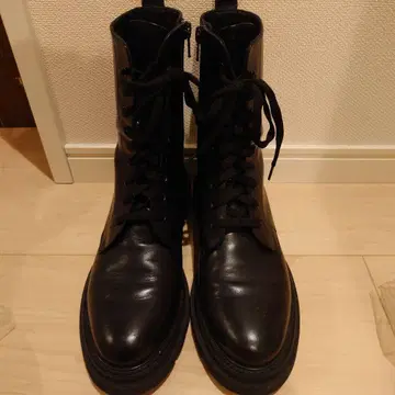그레이스 콘티넨탈 가죽 하이컷 부츠