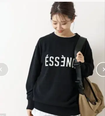 새상품급 spick&span 스픽 앤 스팬 ESSENCE 로고 니트