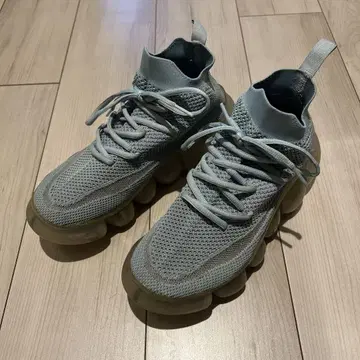 grounds 미키오 사카베 스니커즈