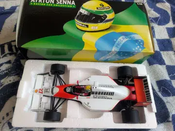 아일톤 세나 맥라렌 MP4/4 1/18