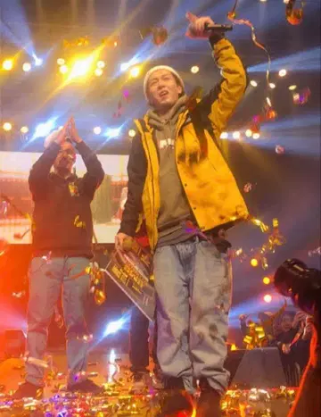 MU-TON 착용 THE NORTH FACE 자켓 서밋 골드 L 사이즈