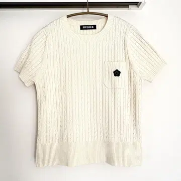 MARY QUANT 아이보리 케이블 니트 반팔
