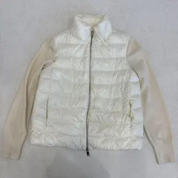 MONCLER 화이트 다운 자켓