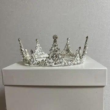 LoveTiara 실버 티아라