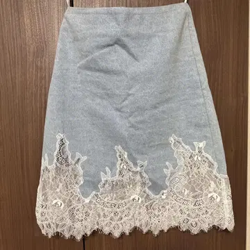 데님 블루 타이트 스커트 레이스 포함