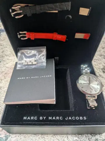 MARC BY MARC JACOBS 손목시계 쿼츠