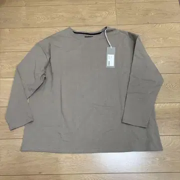 택 포함 미사용 새상품 TANDEY 오로네 알네 티셔츠