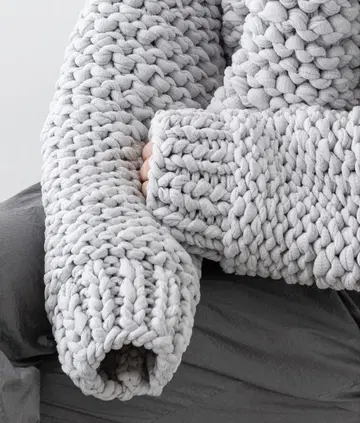 stein LILY YARN HAND KNIT LS