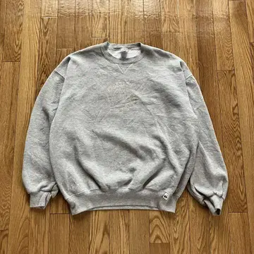 [ 새상품급 ] 90s RUSSELL ATHLETIC 맨투맨 구제 의류