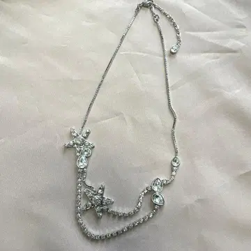 Swarovski 별 모양 모티브 목걸이