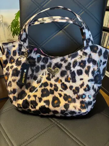 Think Bee! 싱크비 토트백 레오파드 무늬 저스트 하트