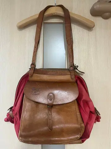 IL BISONTE 일비종떼 백팩 홍차