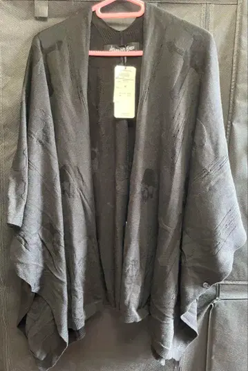 HEAVEN AND EARTH 헤븐앤드어스 스컬 가디건