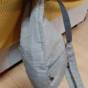 [ 새상품급 ] HEALTHY BACK BAG S 사이즈 빅백