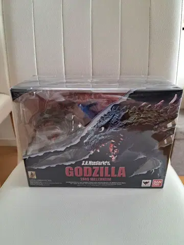 S.H.MonsterArts 고질라 2000 밀레니엄