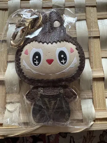 LABUBU 키링 브라운