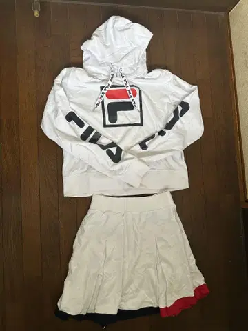 FILA 후드 부착 맨투맨 & 스커트 셋업