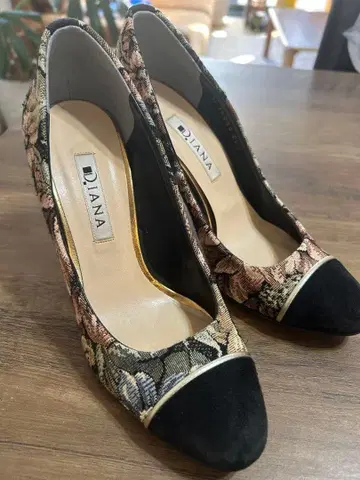 DIANA 펌프스 22.5cm