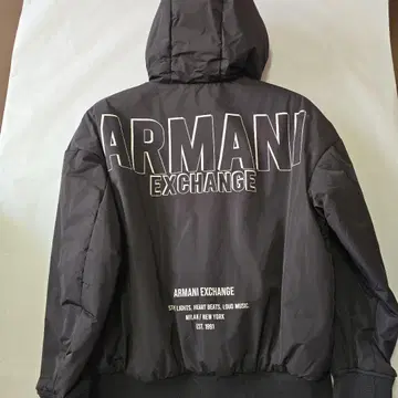 ARMANI EXCHANGE 블랙 자켓