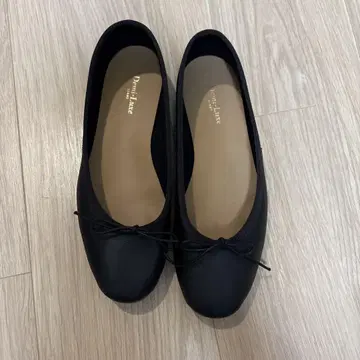 Demi Luxe 블랙 플랫슈즈 36