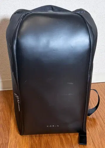 Korin Design FLIPPACK 플립팩 블랙 백팩