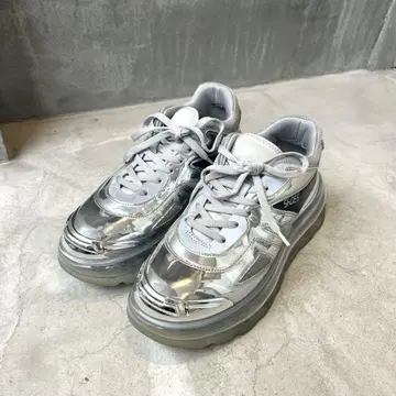 [ 새상품급 ] SHOES 53045 통굽 클리어 솔 메탈릭 실버