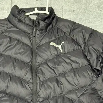 PUMA 블랙 다운 자켓 래글런 슬리브 원 포인트 푸마