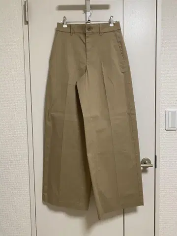 [미사용 새상품] UNIQLO 와이드 치노 팬츠/긴 길이