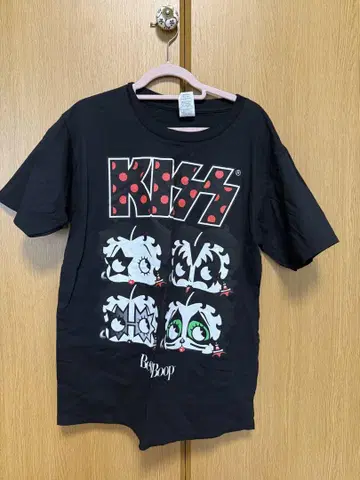 KISS 베티 붑 콜라보 T셔츠