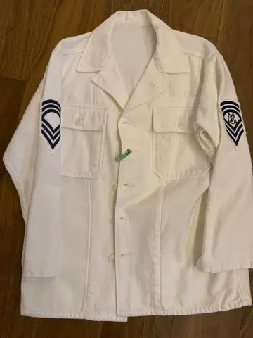 새상품급 매디슨 블루 화이트 엠블럼 자켓