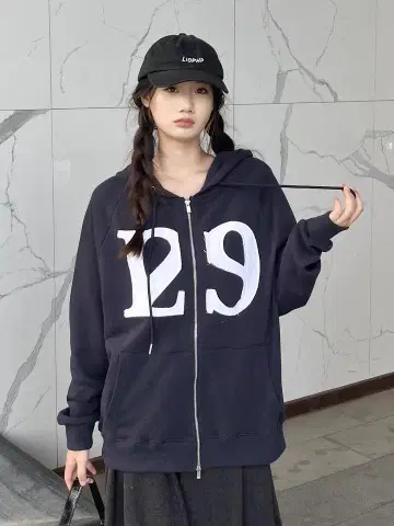 새상품 ILLIGO 129 LOGO 29 후드티 S 사이즈 네이비