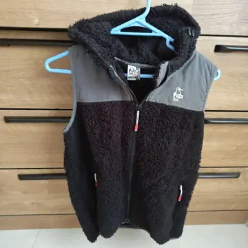 CHUMS 후드 부착 보아 자켓 M 블랙/그레이