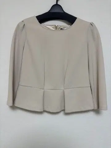새상품급 ketty 케티 페플럼 셋업 스커트 수트
