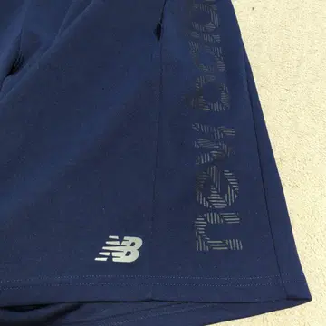 뉴발란스 네이비 숏팬츠