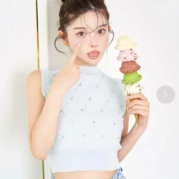 다리치 스톤다이아 니트탑 색스 스카이블루