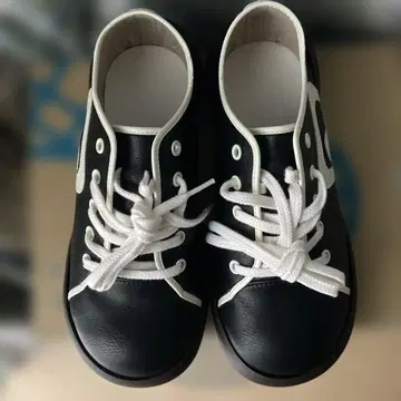 블랙 스니커즈 CJFS6801a S 사이즈