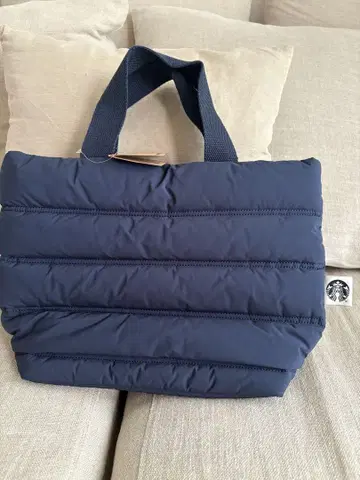 네이비 퀼팅 토트백