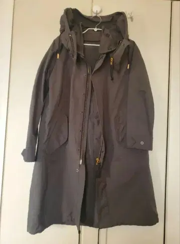 더 르라악스 애로우즈 별주 모즈 코트 밀리터리 코트