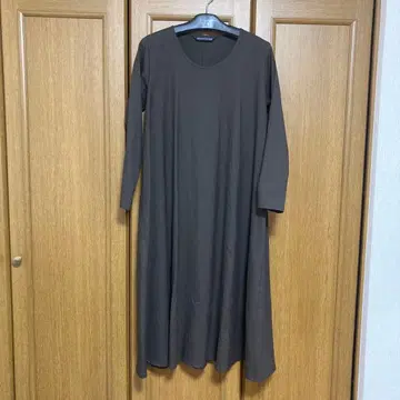 미즈이로 인드 브라운 롱 원피스