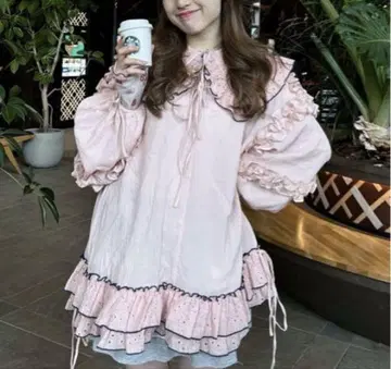 HELLO SANFRANCISCO 배색 스티치 프릴 튜닉