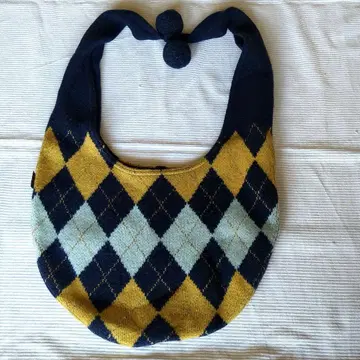 아키 archi 초기 아가일 니트 숄더백