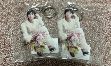 ONEW [ SAKU ] 아크릴 키링 2개 세트