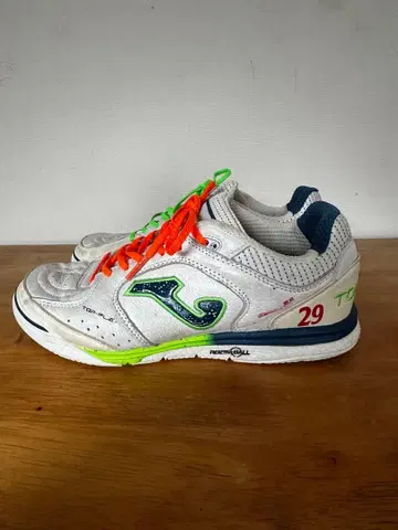 12월 한정 가격! Joma Top Flex 풋살화 26cm