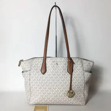 2509-388 | 새상품급 | 마이클코어스 토트백 브라운 올 로고 무늬
