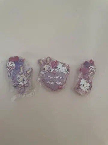 메조피아노 헬로키티 캡슐 러버 액세서리 3개 세트 마스코트