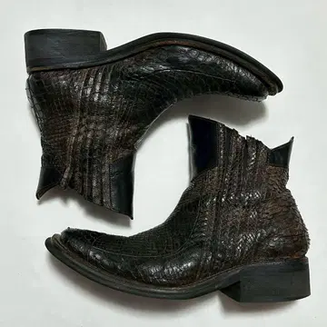 hiromu takahara python leather boots