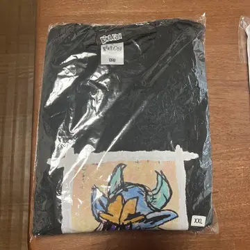 아트 프린트 블랙 T셔츠 XXL