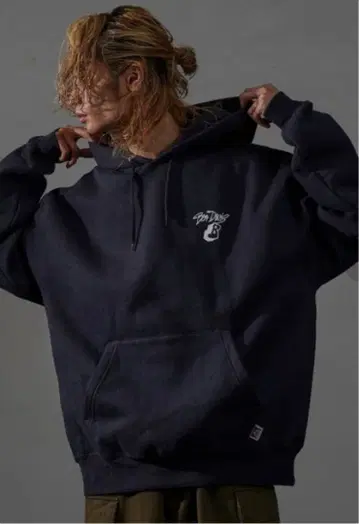 BEN DAVIS/ SPRAY LOGO HOODIE 후드티