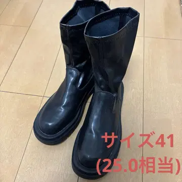 볼륨 밑창 부츠
